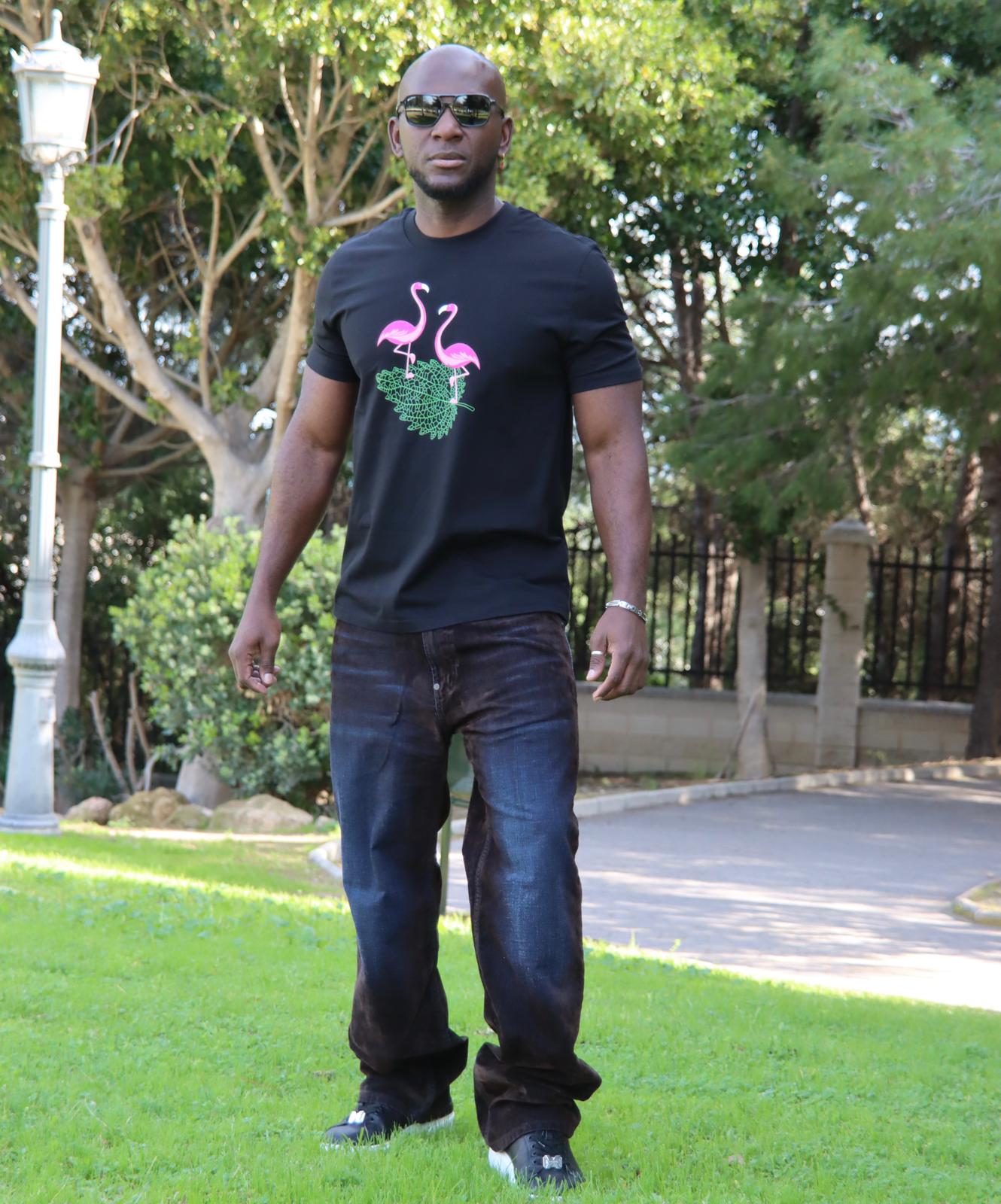 Flamingo Vibes™ – Camiseta Fresh Tropical