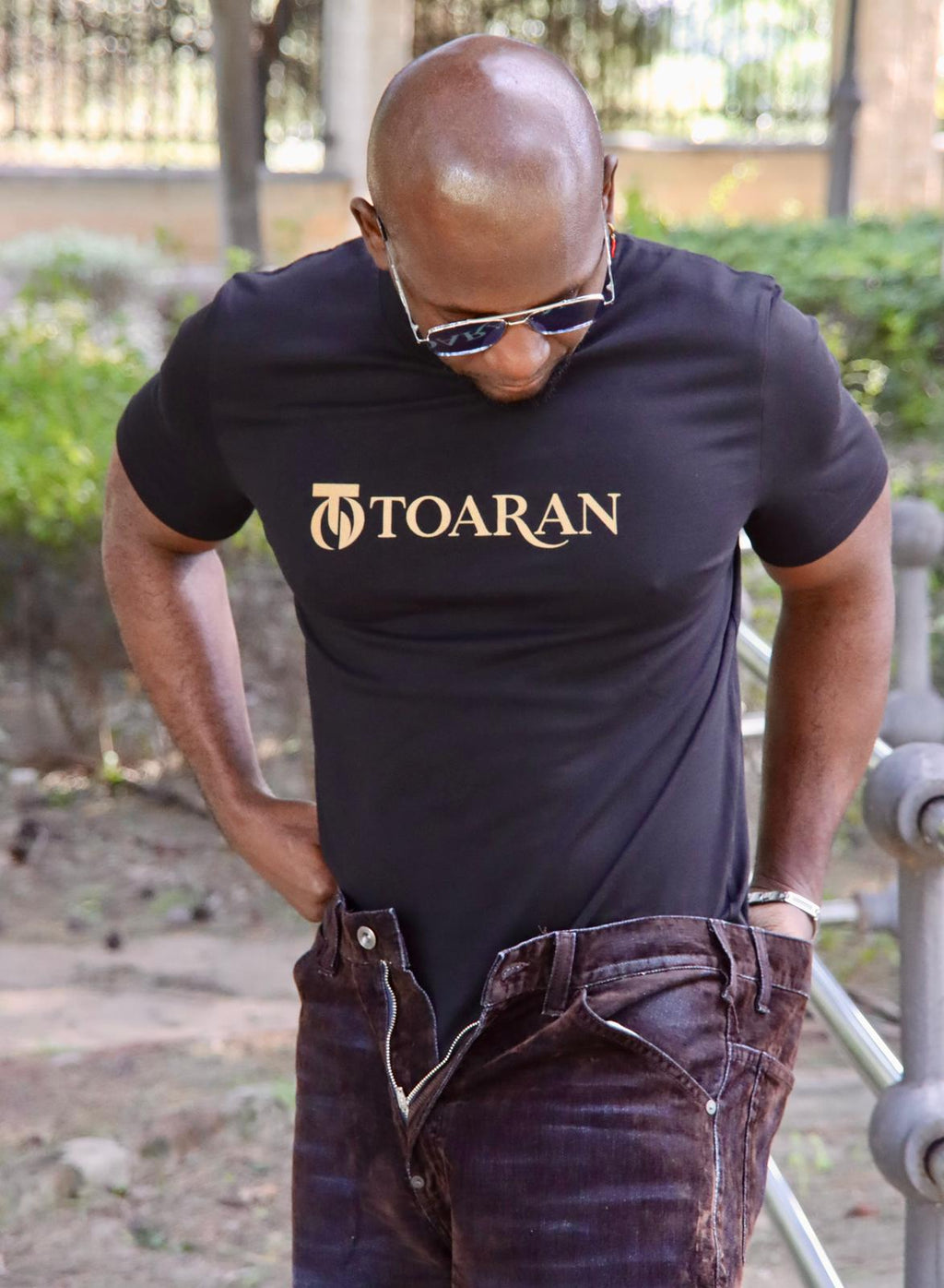 Camiseta Logo TOARAN™ – Edición Signature