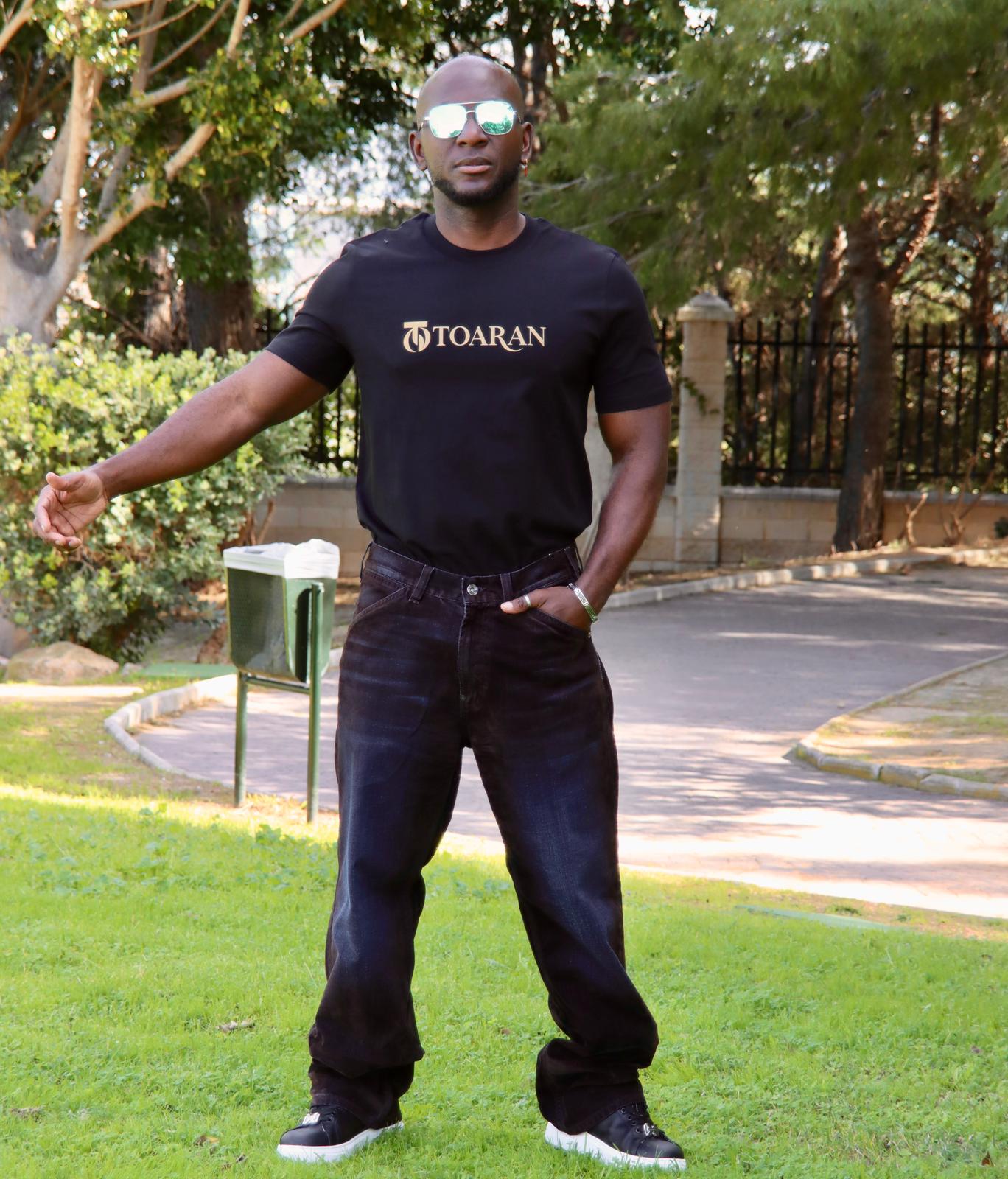 Camiseta Logo TOARAN™ – Edición Signature